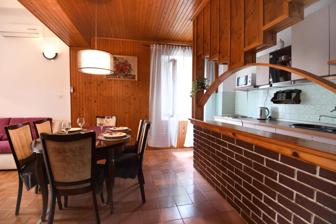 Pašman Apartmani Erna מראה חיצוני תמונה