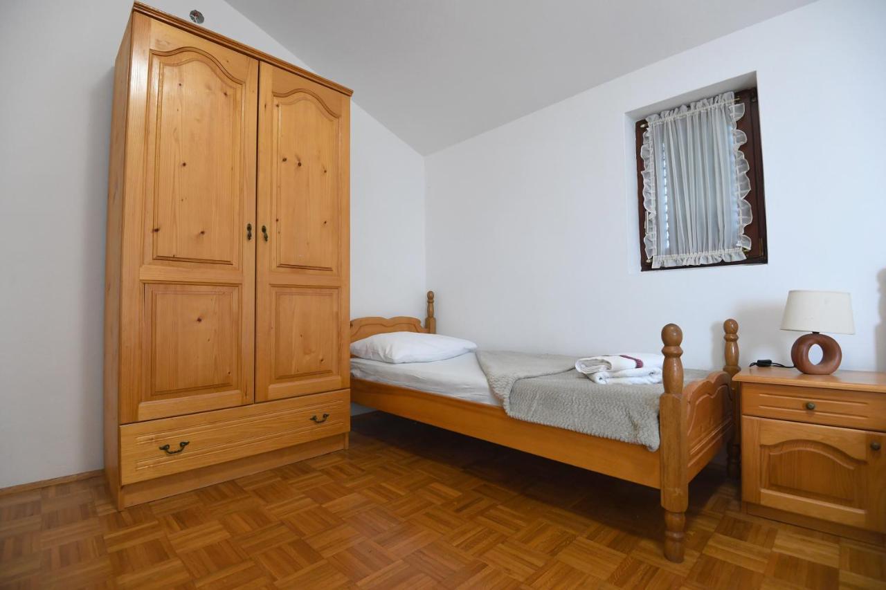 Pašman Apartmani Erna מראה חיצוני תמונה
