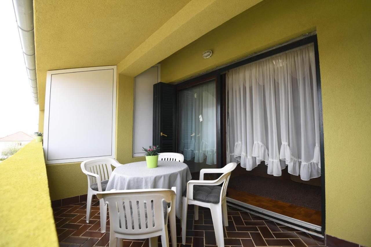 Pašman Apartmani Erna מראה חיצוני תמונה