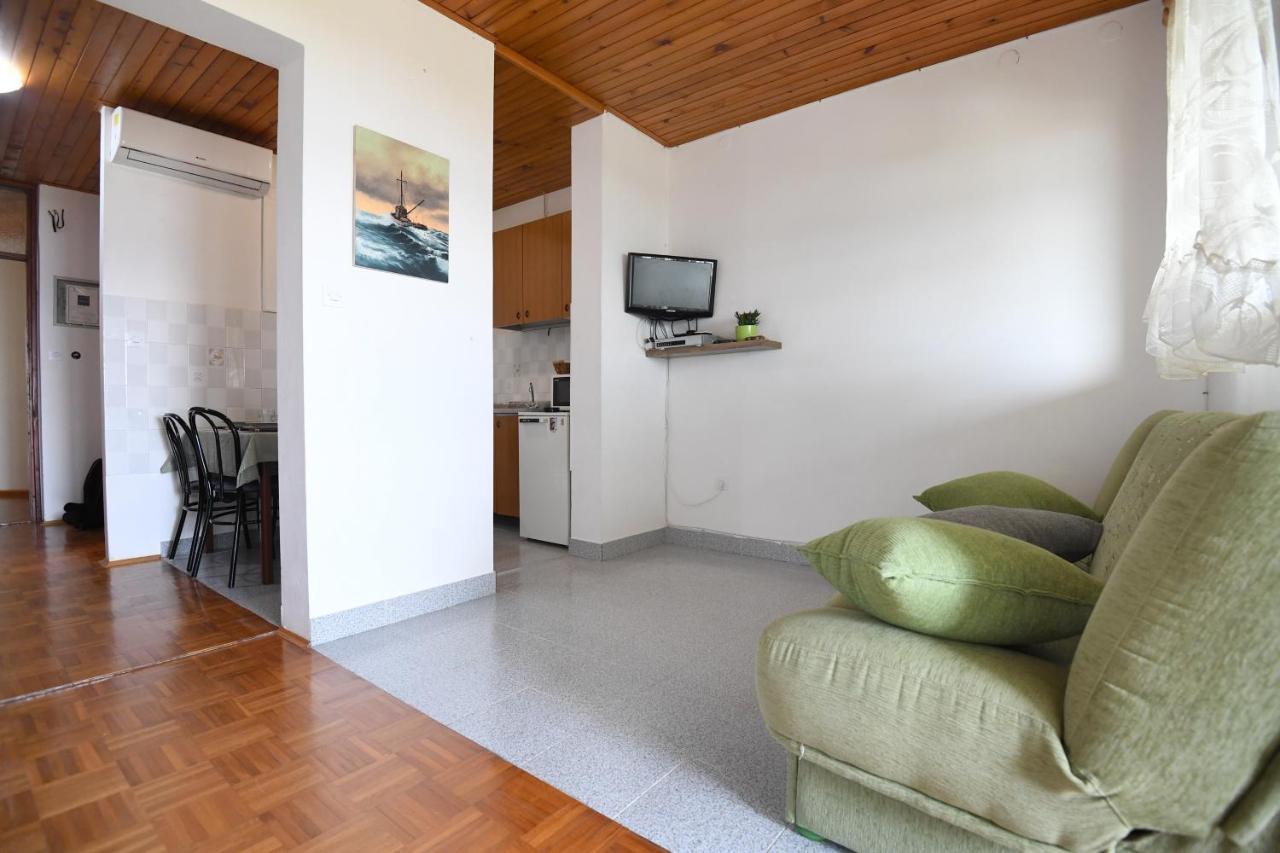 Pašman Apartmani Erna מראה חיצוני תמונה