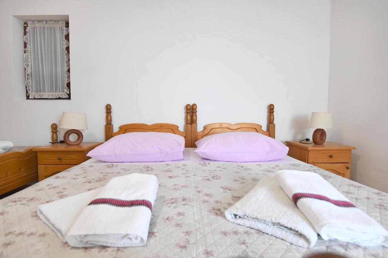 Pašman Apartmani Erna מראה חיצוני תמונה